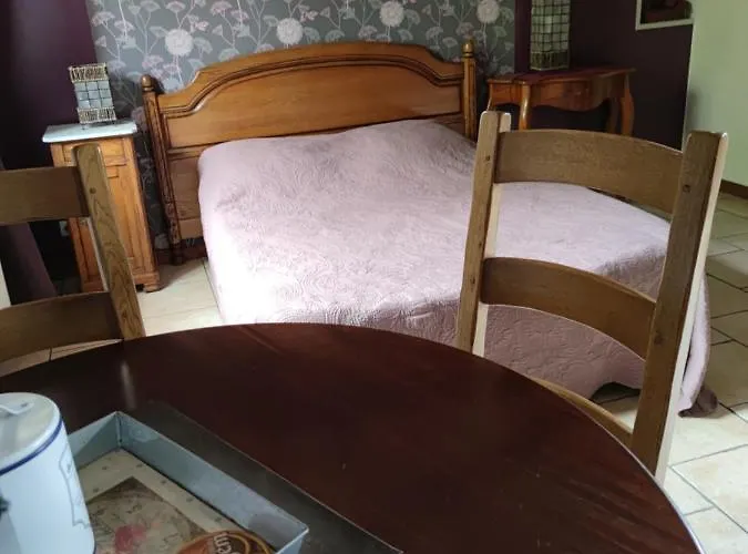 De Pouligny Bed & Breakfast